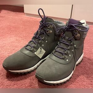 NEW COLE HAAN ZeroGrand XC Lace-Up Waterproof Hiker Boot US 8 Quiet Shade Grey